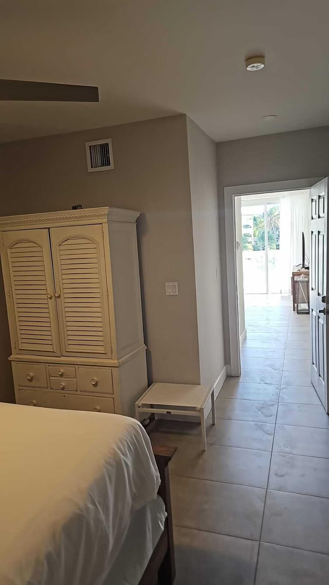 2 bedroom ocean view bedroom